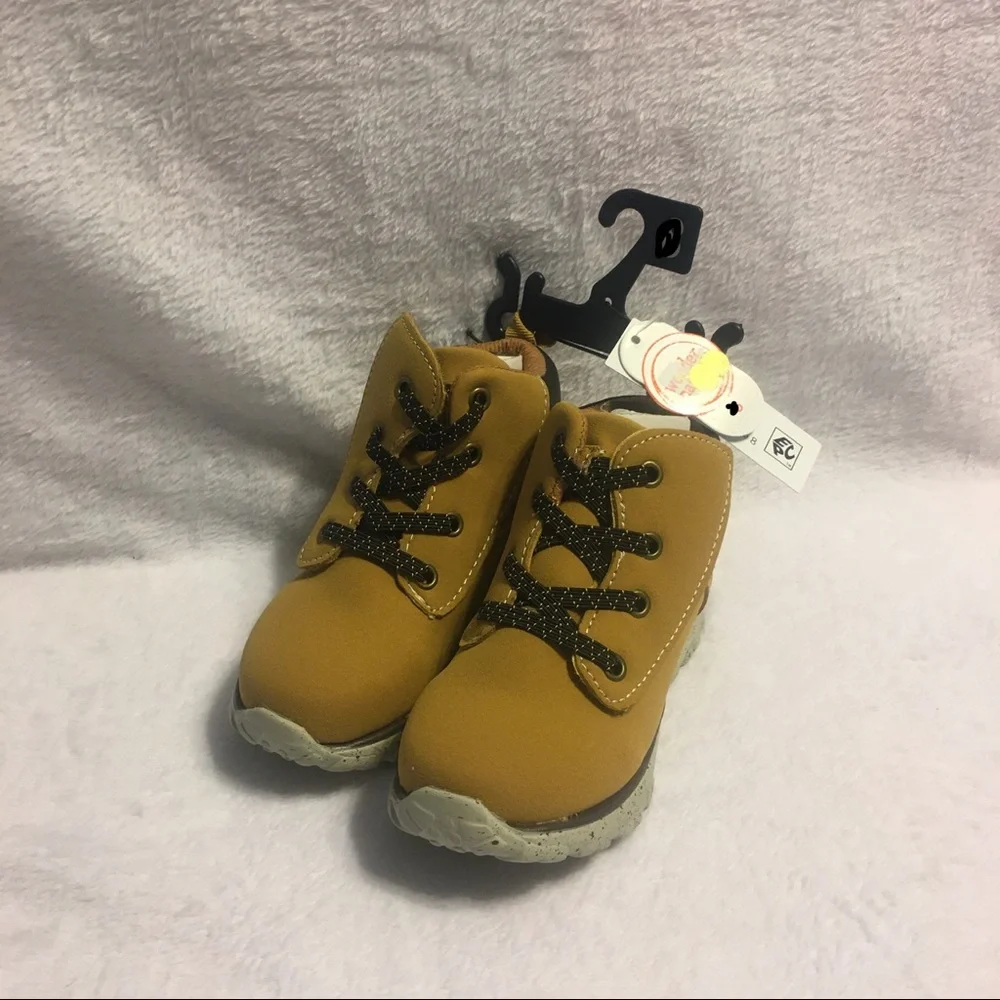 Wonder Nation Toddler‎ Boots Size 7 Wheat Tan New Faux Leather Lace Up Rugged